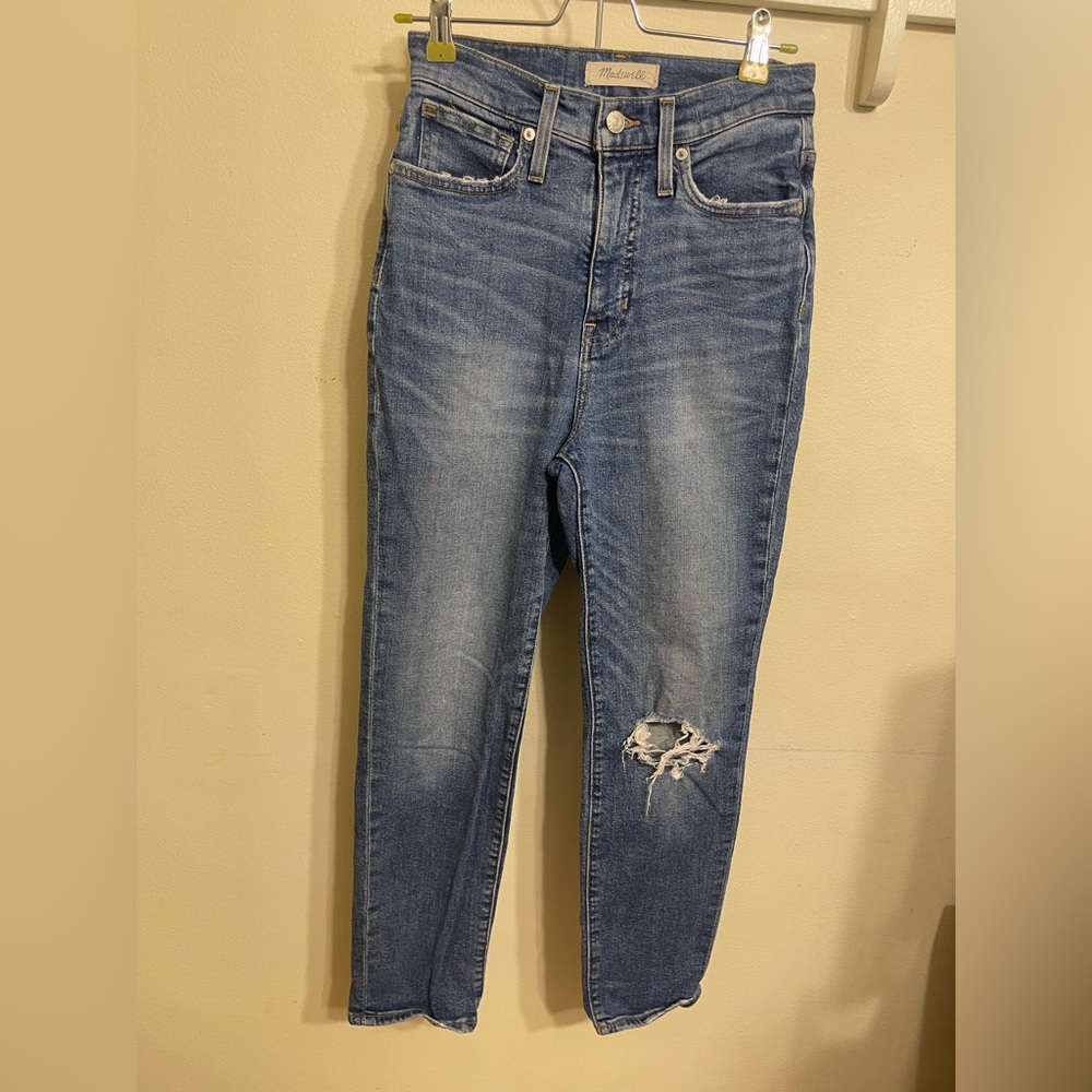 Madewell The Mom Jean Size 25 High Rise Light Wash Distressed Ripped Denim Jean
